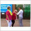 Galeria zdjęć: Letnia Biesiada w Hawajskim Stylu - szczepimy się z KGW Objezierze. Link otwiera powiększoną wersję zdjęcia.