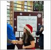 Galeria zdjęć: Powiatowy Konkurs Piosenki Zimowej ?Winter Time? w Szkole Podstawowej im. J. Korczaka w Łasku. Link otwiera powiększoną wersję zdjęcia.