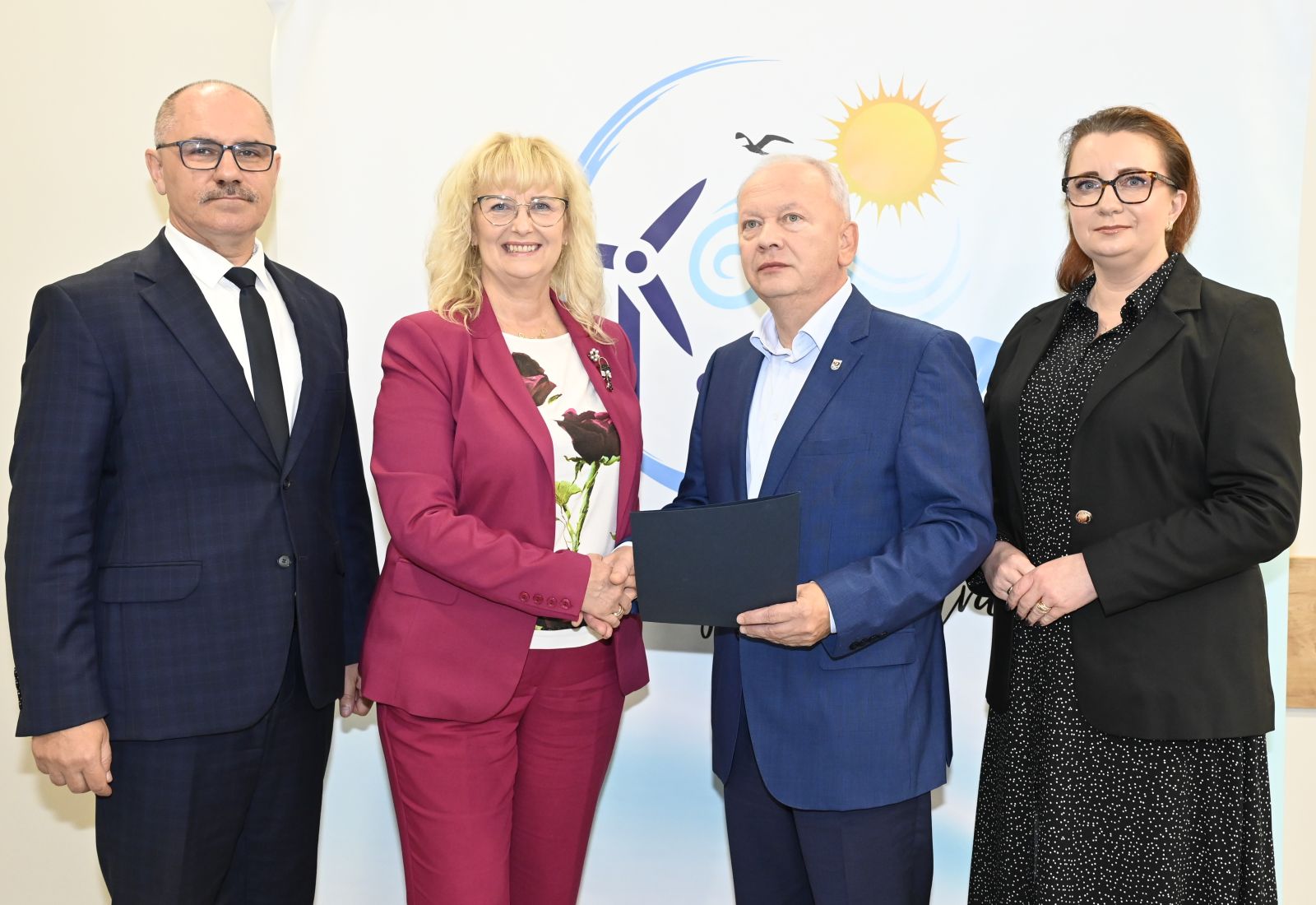 Zdjęcie: 400 tys. zł z budżetu Gminy Krzęcin na remont drogi Krzęcin–Choszczno
